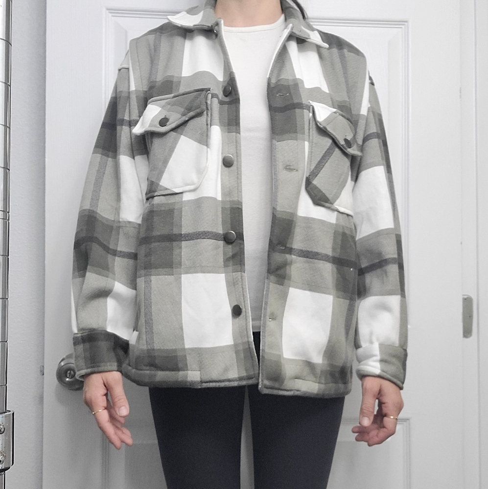 Check Shacket - Picture 8 of 11